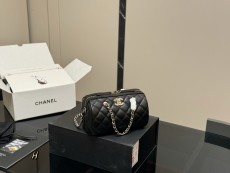 シャネルバッグ CHANEL 2025新作 ハンドバッグ