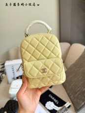シャネルバッグ CHANEL 2025新作 小さなスクールバッグ