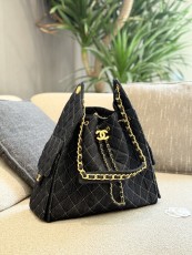 シャネルバッグ CHANEL 2025新作 クロスボディバッグ