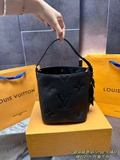 ルイヴィトンバッグ LOUIS VUITTON 2025新作 バケットバッグ