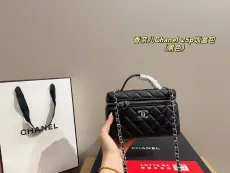 シャネルバッグ CHANEL 2025新作 ハンドバッグ