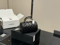 シャネルバッグ CHANEL 2025新作 ハンドバッグ