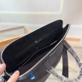 グッチバッグ GUCCI 2025新作 ブリーフケース