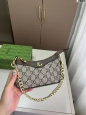 グッチバッグ GUCCI 2025新作 脇の下バッグ