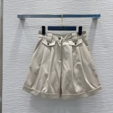 ルイヴィトン服 LOUIS VUITTON 2025新作 ショートパンツ
