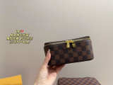 ルイヴィトンバッグ LOUIS VUITTON 2025新作 メイクケース