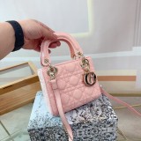 ディオールバッグ DIOR 2025新作 ダイアナ妃バッグ