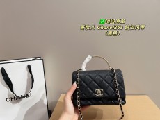 シャネルバッグ CHANEL 2025新作 クロスボディバッグ