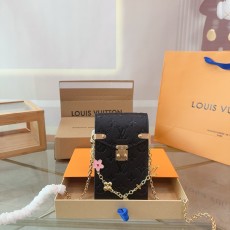 ルイヴィトンバッグ LOUIS VUITTON 2025新作 脇の下バッグ