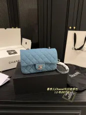 シャネルバッグ CHANEL 2025新作 チェーンバッグ