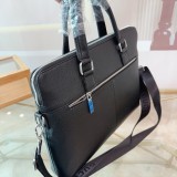 グッチバッグ GUCCI 2025新作 ブリーフケース