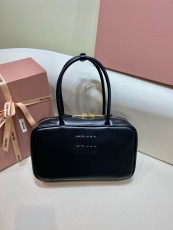ミュウミュウバッグ Miu Miu 2025新作 高品質 ビジネスバッグ