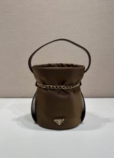 プラダバッグ PRADA 2025新作 高品質 バケットバッグ