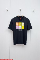 ヴェルサーチ服 Versace 2025新作 半袖Tシャツ