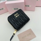 ミュウミュウ財布 Miu Miu 2025新作  3511