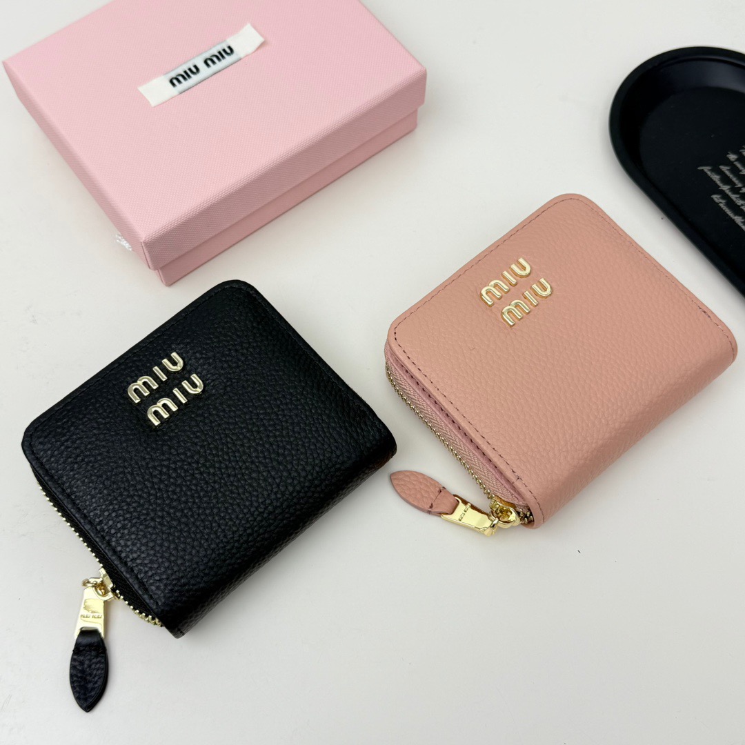 ミュウミュウ財布 Miu Miu 2025新作