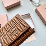 ミュウミュウ財布 Miu Miu 2025新作