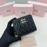 ミュウミュウ財布 Miu Miu 2025新作