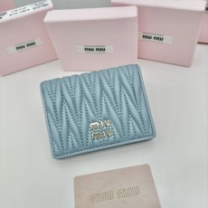 ミュウミュウ財布 Miu Miu 2025新作