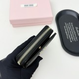 ミュウミュウ財布 Miu Miu 2025新作
