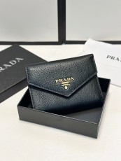 プラダ財布 PRADA 2025新作