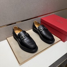 フェラガモ靴 Ferragamo 2025新作 高品質 レザーシューズ
