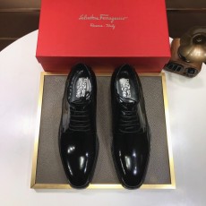 フェラガモ靴 Ferragamo 2025新作 高品質 レザーシューズ