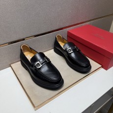 フェラガモ靴 Ferragamo 2025新作 高品質 レザーシューズ