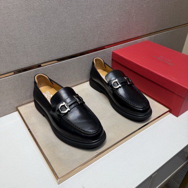 フェラガモ靴 Ferragamo 2025新作 高品質 レザーシューズ