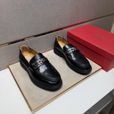 フェラガモ靴 Ferragamo 2025新作 高品質 レザーシューズ