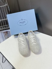 プラダ靴 PRADA 2025新作 カジュアルシューズ