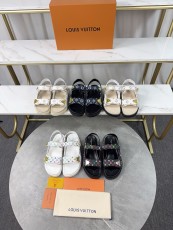 ルイヴィトン靴 LOUIS VUITTON 2025新作 サンダル