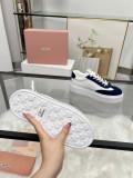 ミュウミュウ靴 Miu Miu 2025新作 厚底カジュアルシューズ