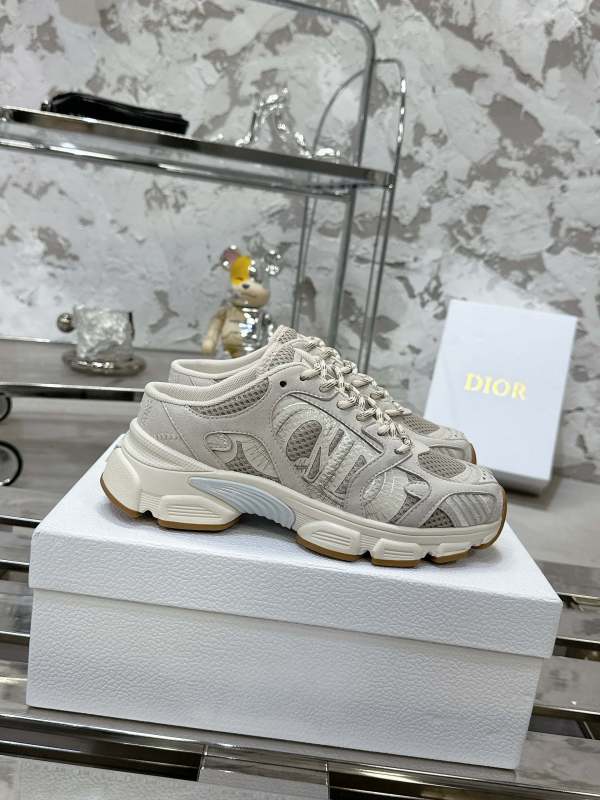 ディオール靴 DIOR 2025新作 スニーカー
