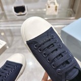 プラダ靴 PRADA 2025新作 ラウンドトゥのキャンバスシューズ