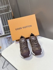 ルイヴィトン靴 LOUIS VUITTON 2025新作 スニーカー