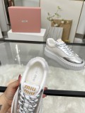 ミュウミュウ靴 Miu Miu 2025新作 厚底カジュアルシューズ