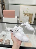 ミュウミュウ靴 Miu Miu 2025新作 カジュアルシューズ