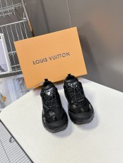 ルイヴィトン靴 LOUIS VUITTON 2025新作 スニーカー