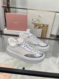 ミュウミュウ靴 Miu Miu 2025新作 厚底カジュアルシューズ