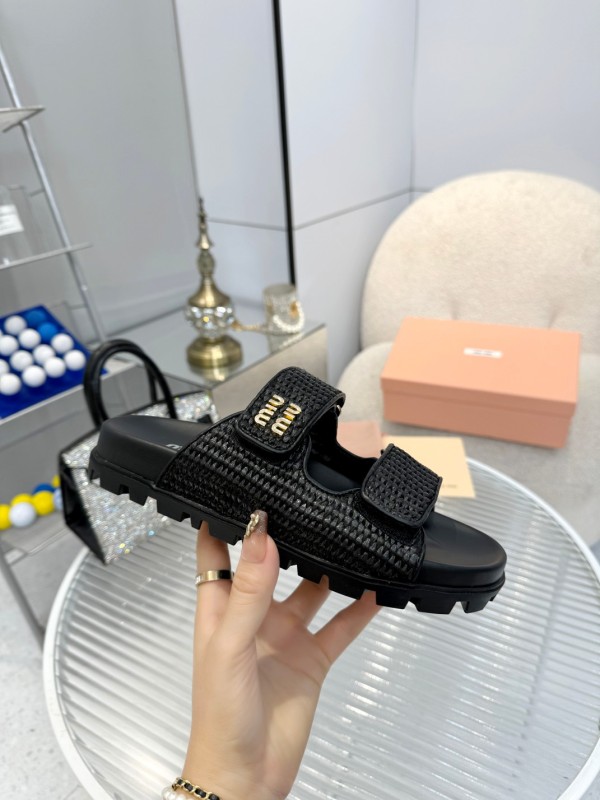 ミュウミュウ靴 Miu Miu 2025新作 サンダル