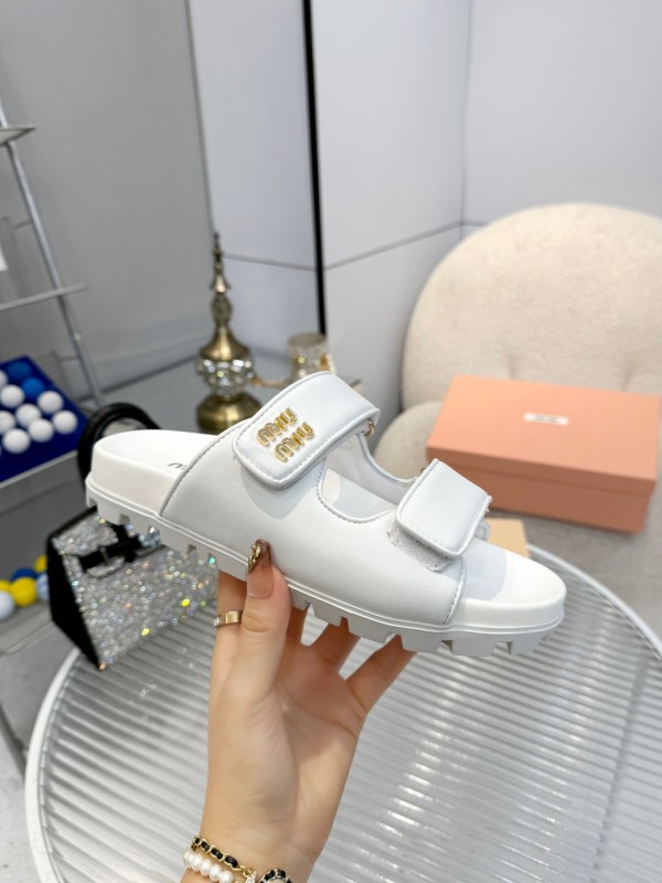 ミュウミュウ靴 Miu Miu 2025新作 スリッパ