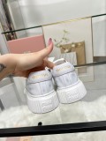 ミュウミュウ靴 Miu Miu 2025新作 厚底カジュアルシューズ