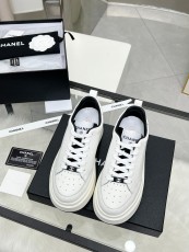 シャネル靴 CHANEL 2025新作 スニーカー