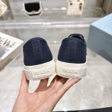 プラダ靴 PRADA 2025新作 ラウンドトゥのキャンバスシューズ