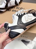 ミュウミュウ靴 Miu Miu 2025新作 スニーカー