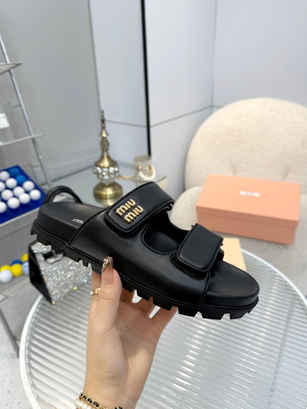 ミュウミュウ靴 Miu Miu 2025新作 スリッパ