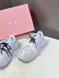 ミュウミュウ靴 Miu Miu 2025新作 スニーカー