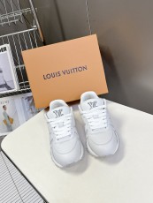 ルイヴィトン靴 LOUIS VUITTON 2025新作 スニーカー
