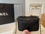 シャネルバッグ CHANEL 2025新作 チェーンバッグ
